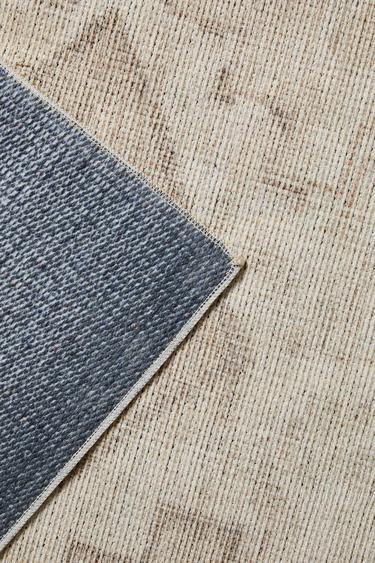VINTAGE-EFFECT DIAMOND RUG - Ochre by Zara - Image 4