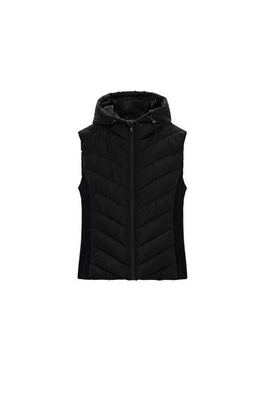 FITTED PUFFER GILET WITH HOOD