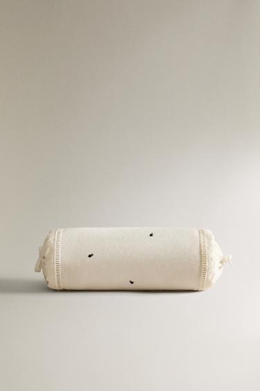 KIDS’ FLORAL BOLSTER - Oyster-white by Zara