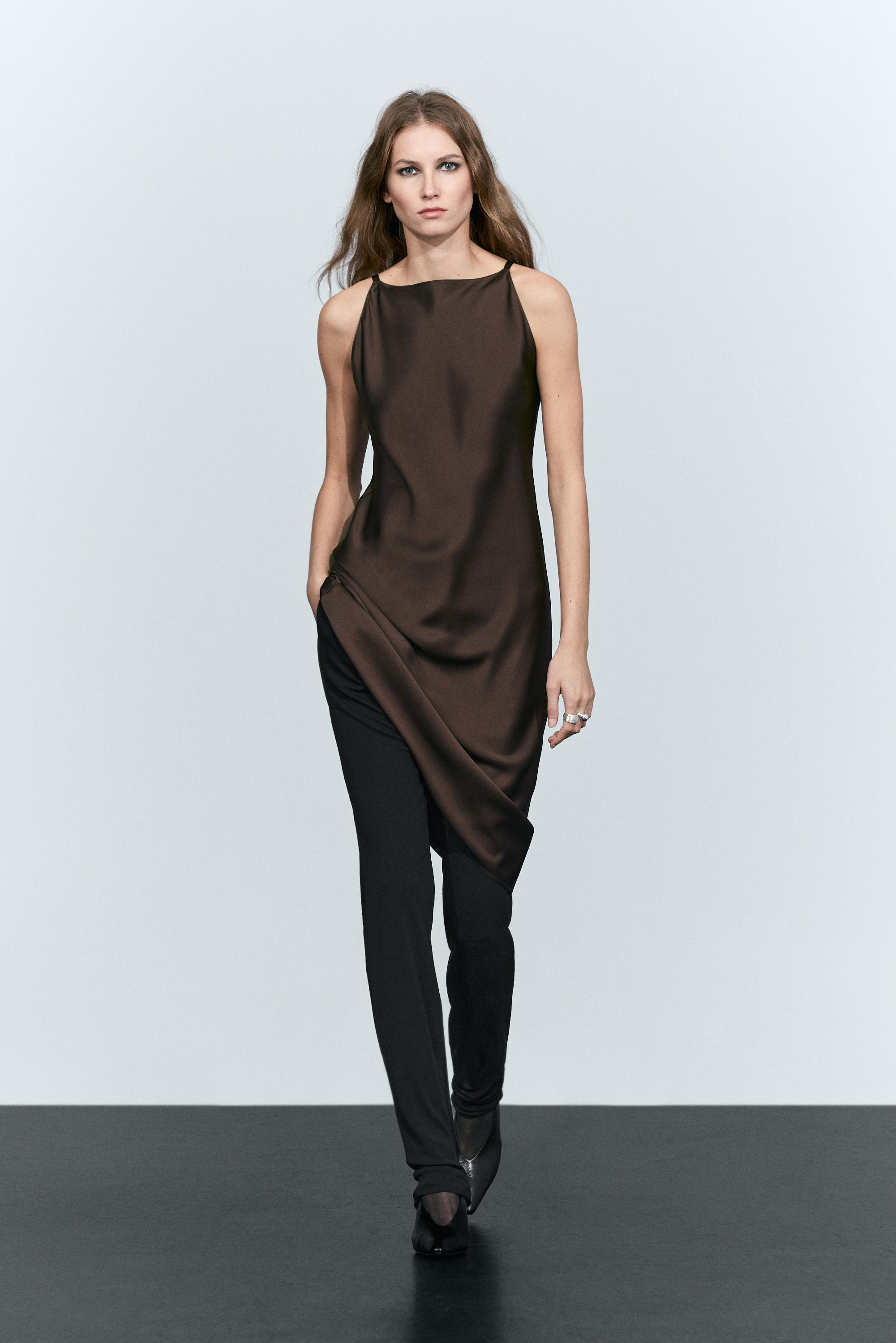 Robe midi fluide satinée