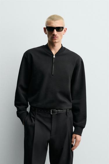 QUARTER-ZIP SWEATSHIRT - Black by Zara