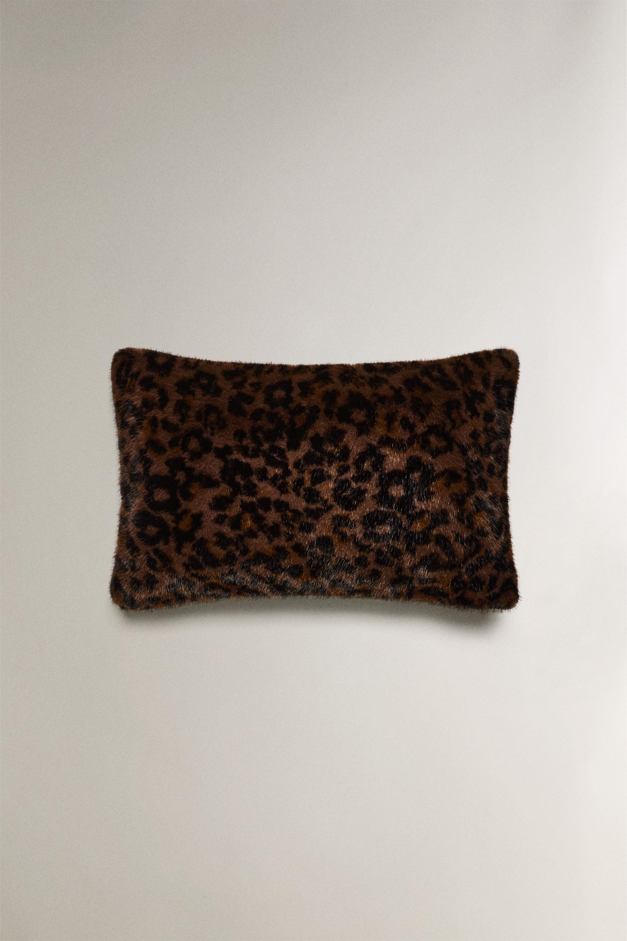 ANIMAL PRINT FAUX FUR THROW PILLOW COVER
