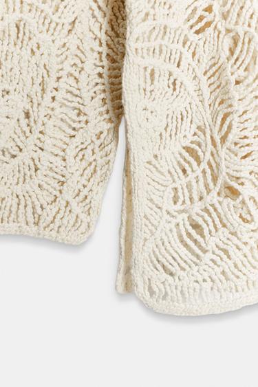 ROBE EN MAILLE AJOURÉE À POMPONS - Écru de Zara - Image 9