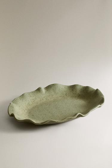 TERRACOTTA SERVING DISH WITH WAVY DESIGN - GREENISH by Zara - Image 1