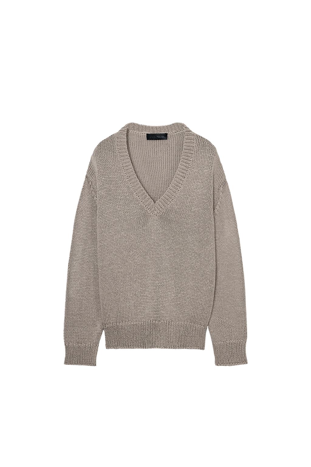 CHUNKY KNIT V-NECK JUMPER - image 3