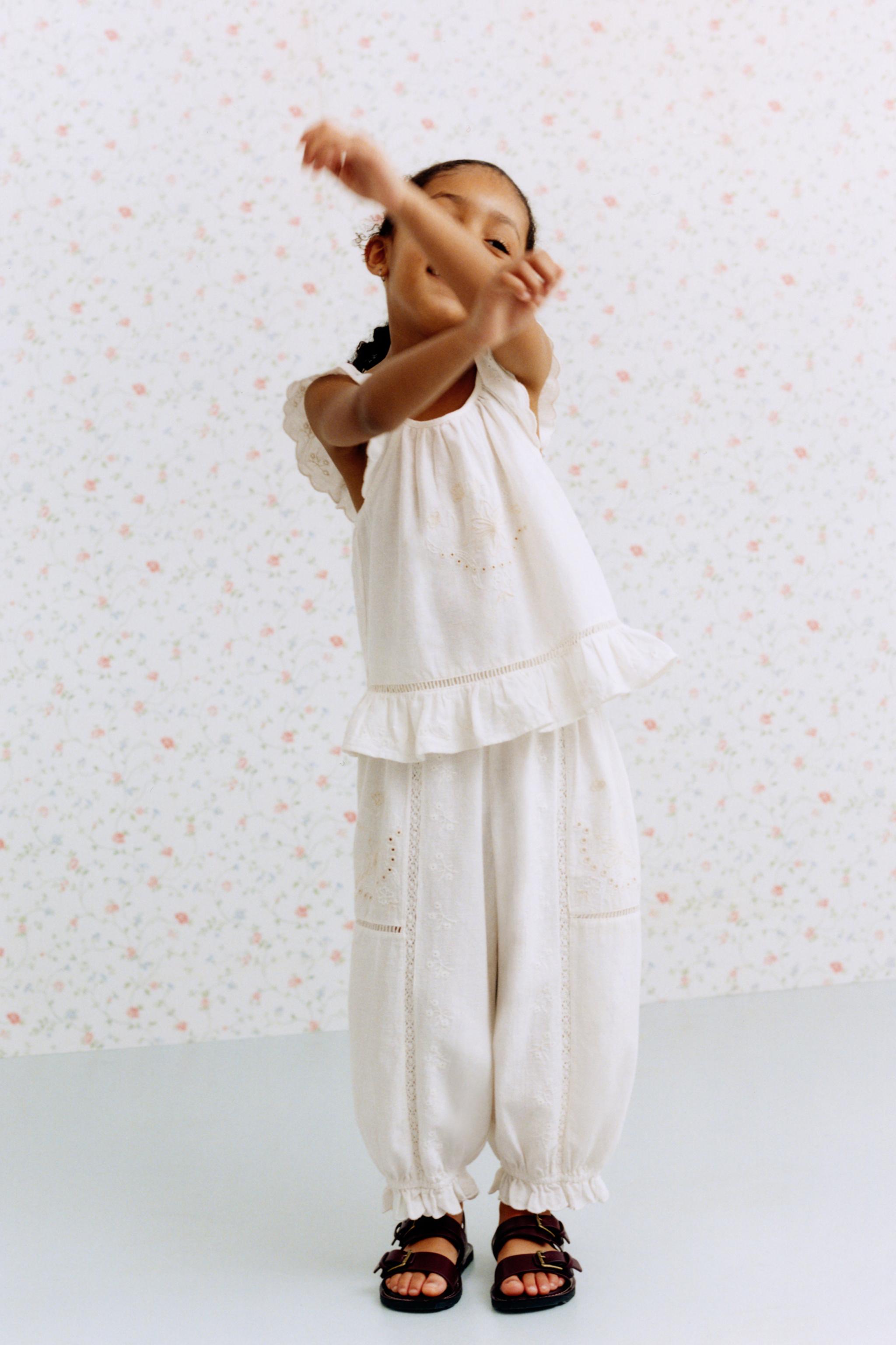 EMBROIDERED JOGGER PANTS WITH COTTON AND LINEN
