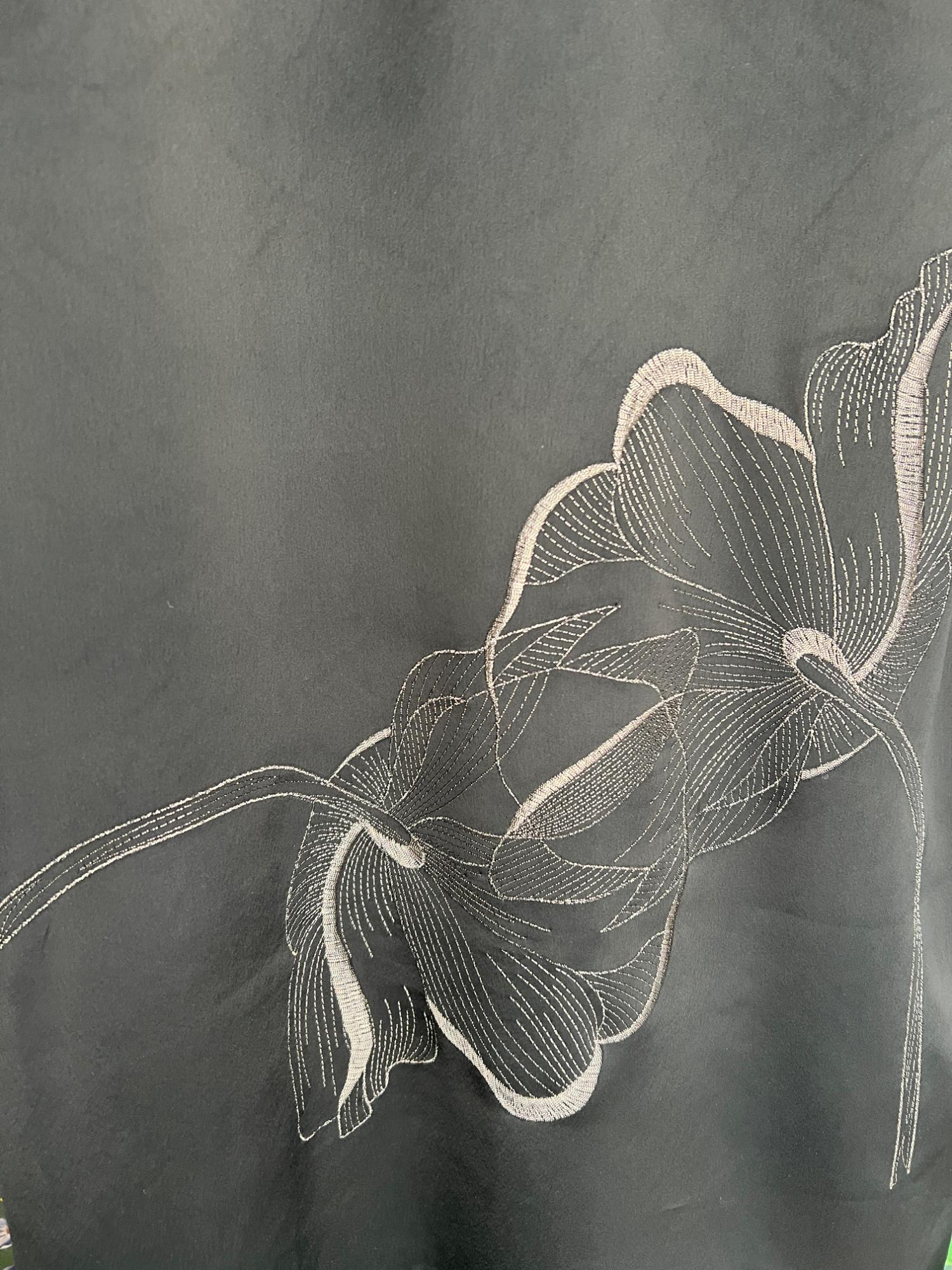 EMBROIDERED DRESS LIMITED EDITION