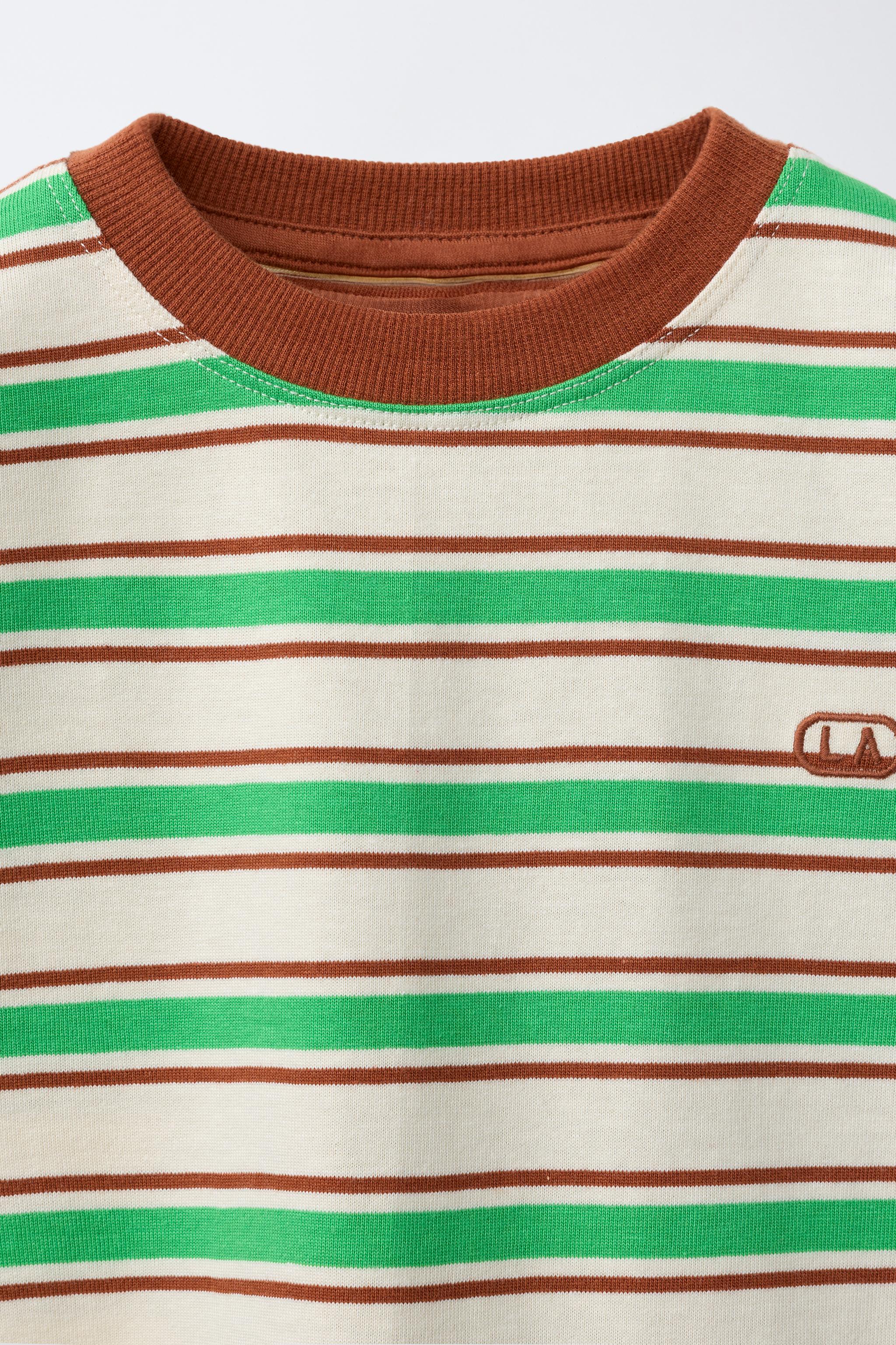 T-SHIRT À RAYURES ET LOGO BRODÉ