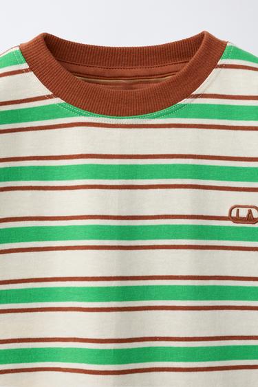 T-SHIRT À RAYURES ET LOGO BRODÉ - Écru / Vert de Zara - Image 2