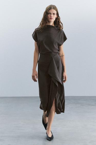 zara black boho dress Dresses Ruching detail at the Color:M-Olive Green Boho maxi dress neckline:asymmetrical NWT Vintage 90s Navy