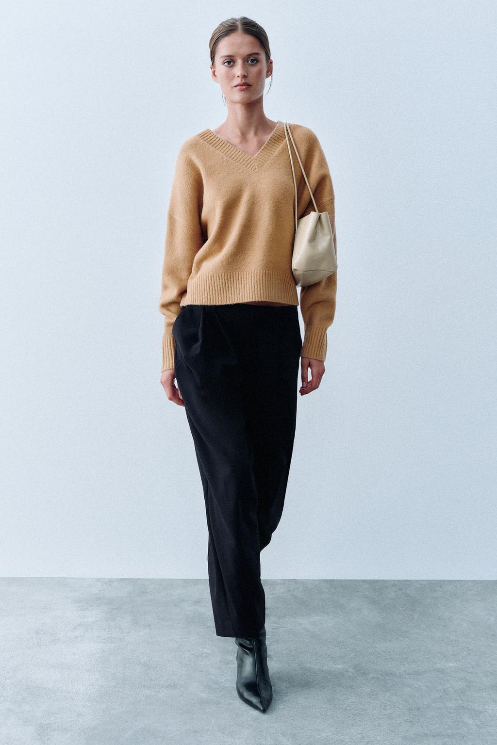 SOFT KNIT JUMPER
