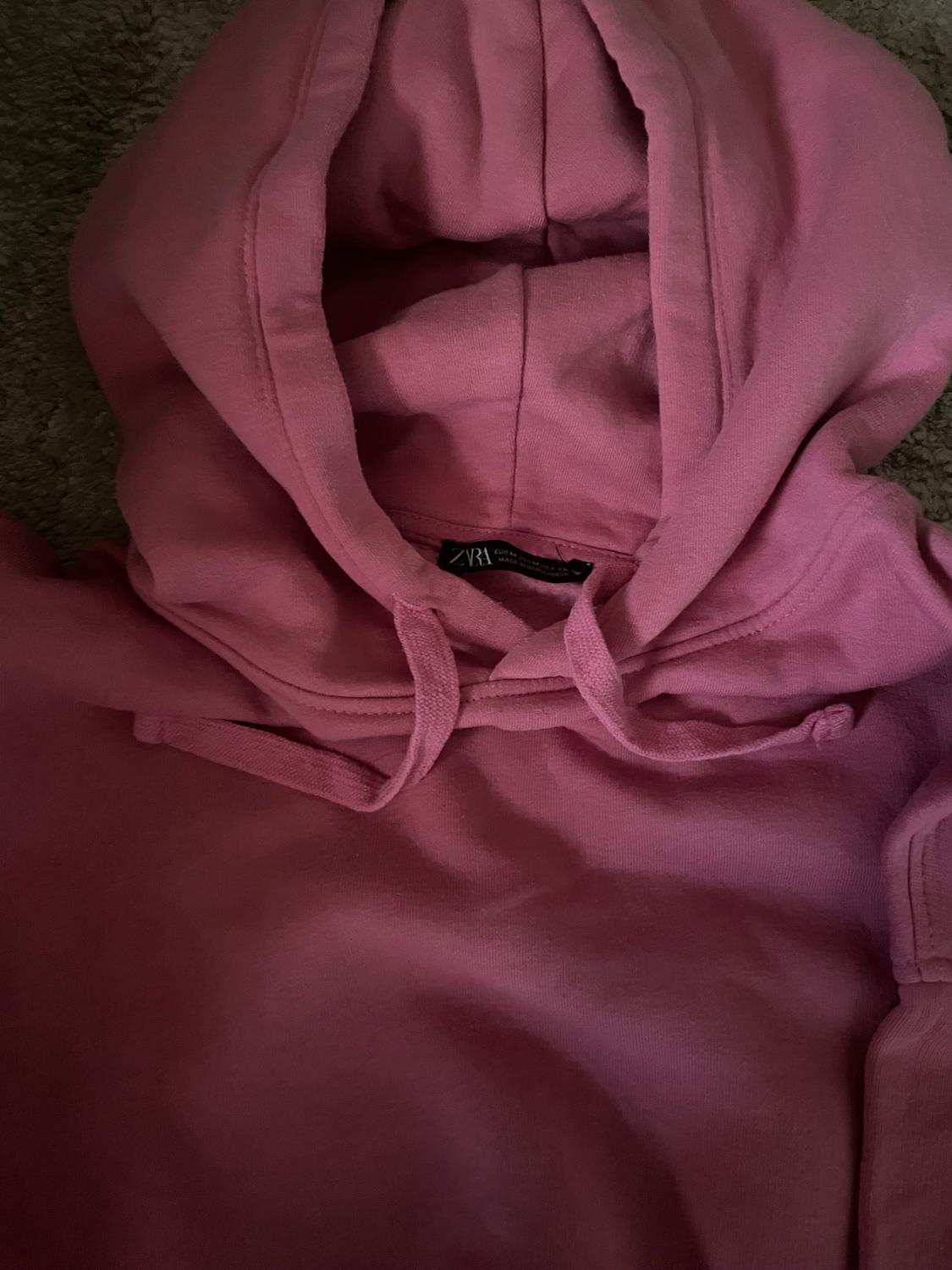 BASIC HOODIE - Image 3
