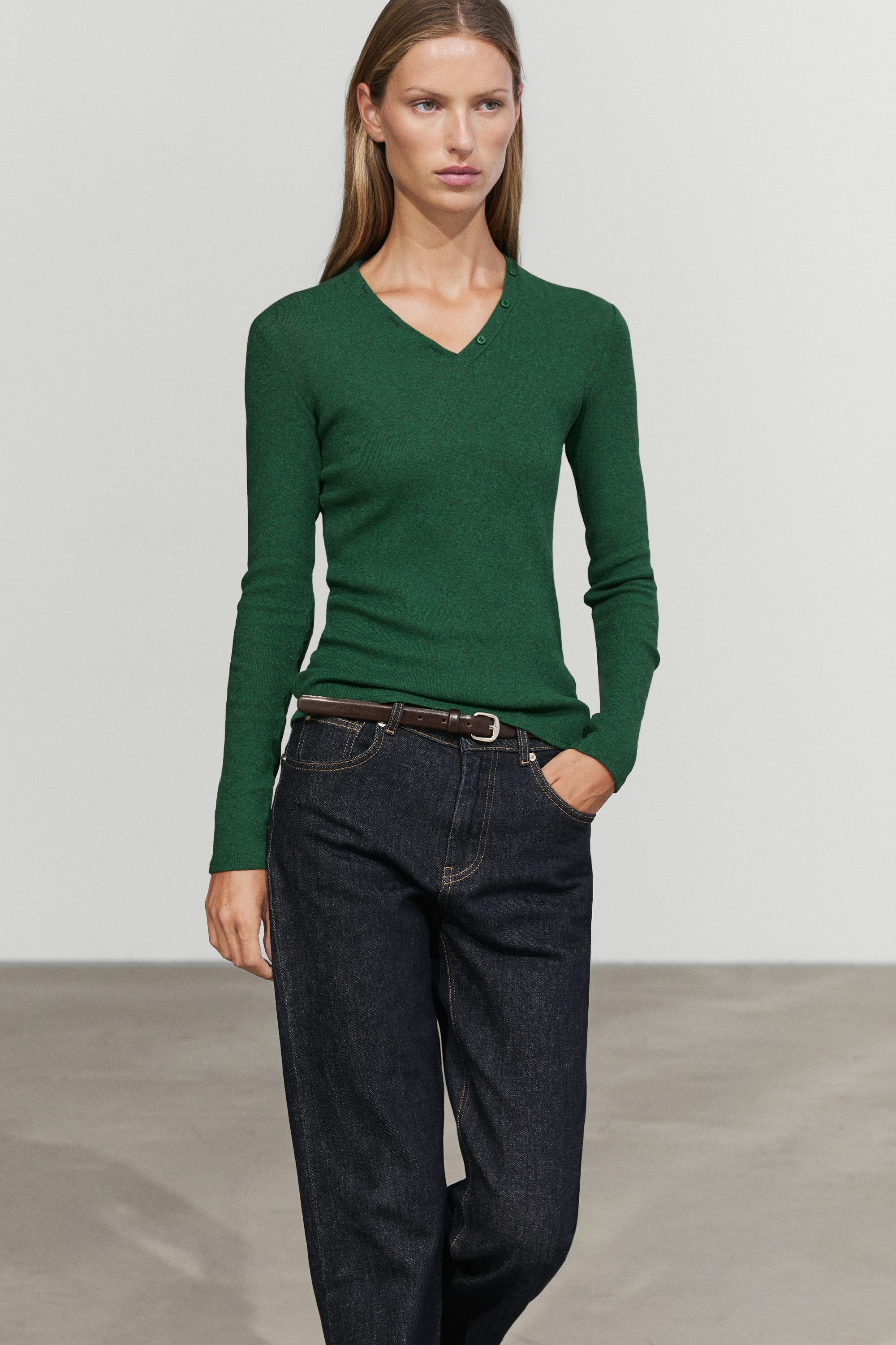 V-neck button detail T-shirt