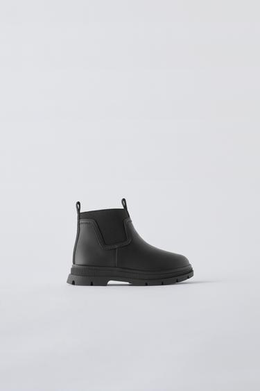 ПРОРЕЗИНЕННЫЕ САПОГИ — Черный от Zara — изображение 0