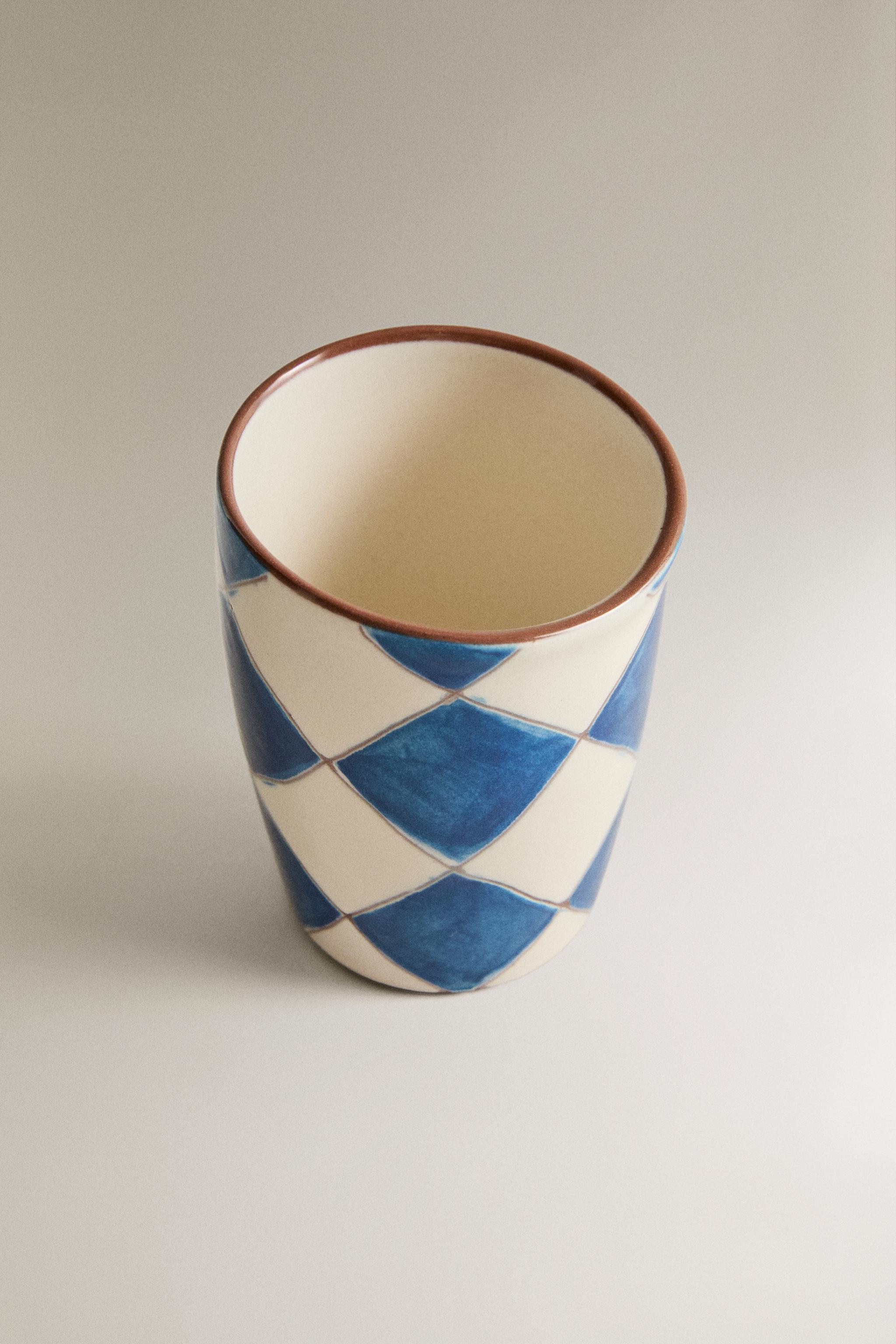 BLUE DIAMOND CERAMIC TOOTHBRUSH TUMBLER — Blue / White