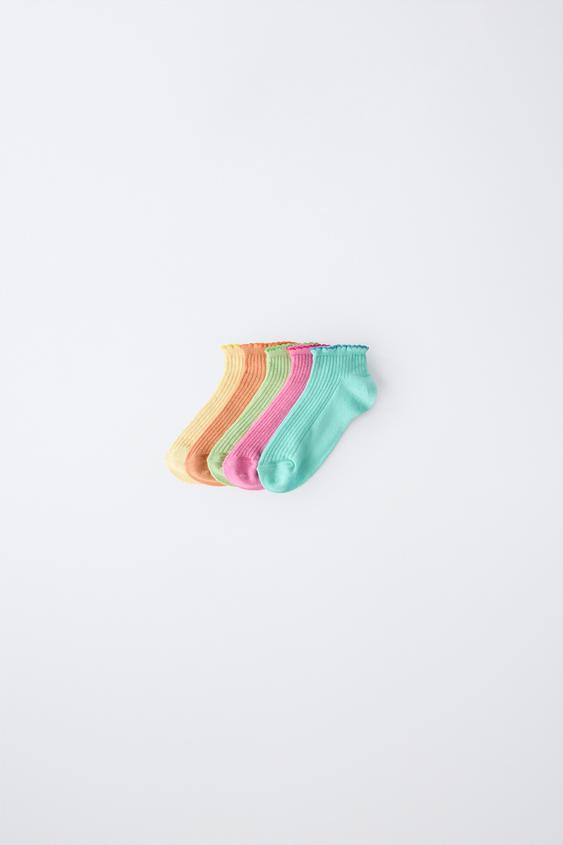 PACK CINCO CALCETINES CORTOS ONDAS CONTRASTE - Multicolor de Zara - Imagen 0