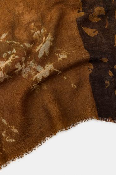 FOULARD IMPRIMÉ AVEC LAINE - Marron de Zara - Image 1