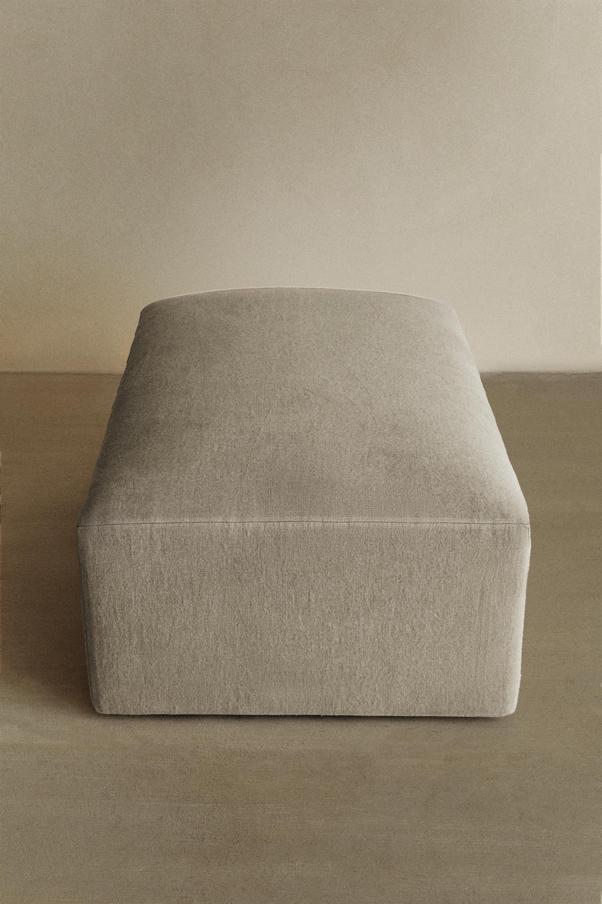 WASHED LINEN FOOTSTOOL — Light beige