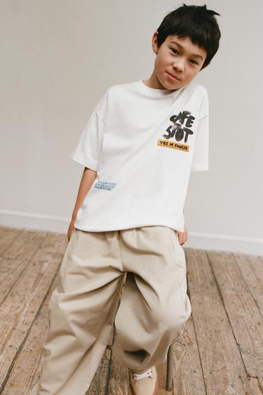 CAMISETA ESTAMPADO GRAFFITI - Crudo de Zara