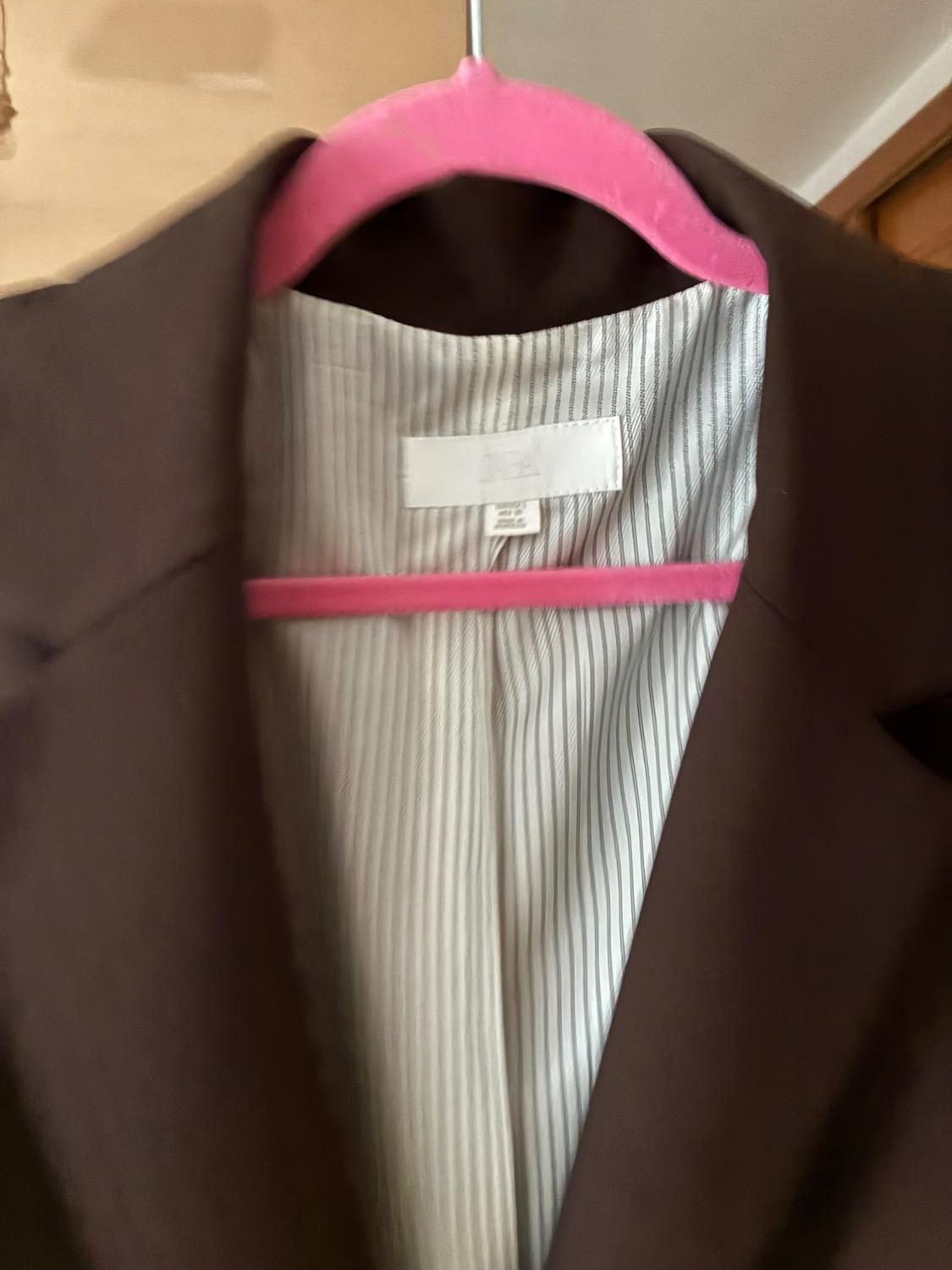 STRAIGHT-FIT BLAZER WITH SHOULDER PADS - Image 3