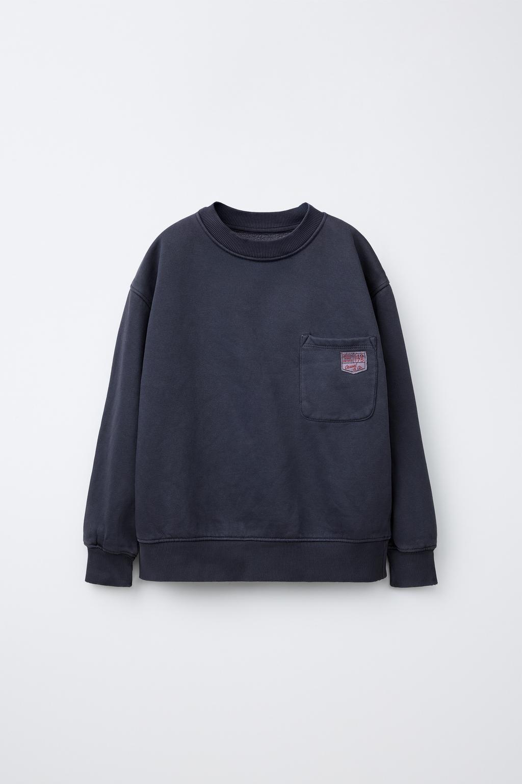 PLAIN SWEATSHIRT WITH LABEL POCKET