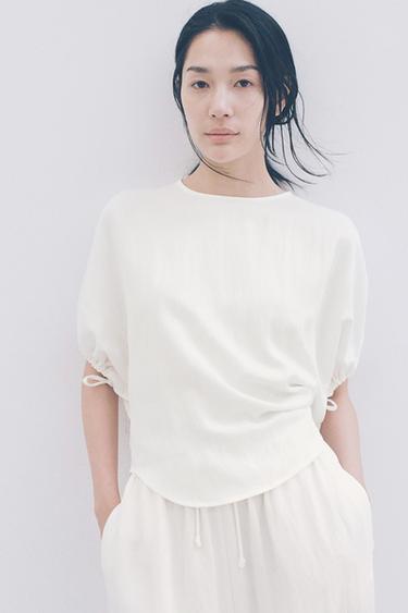 パフスリーブブラウス ZW COLLECTIONオフホワイトZaraのパフスリーブブラウス ZW COLLECTION - オフホワイト 