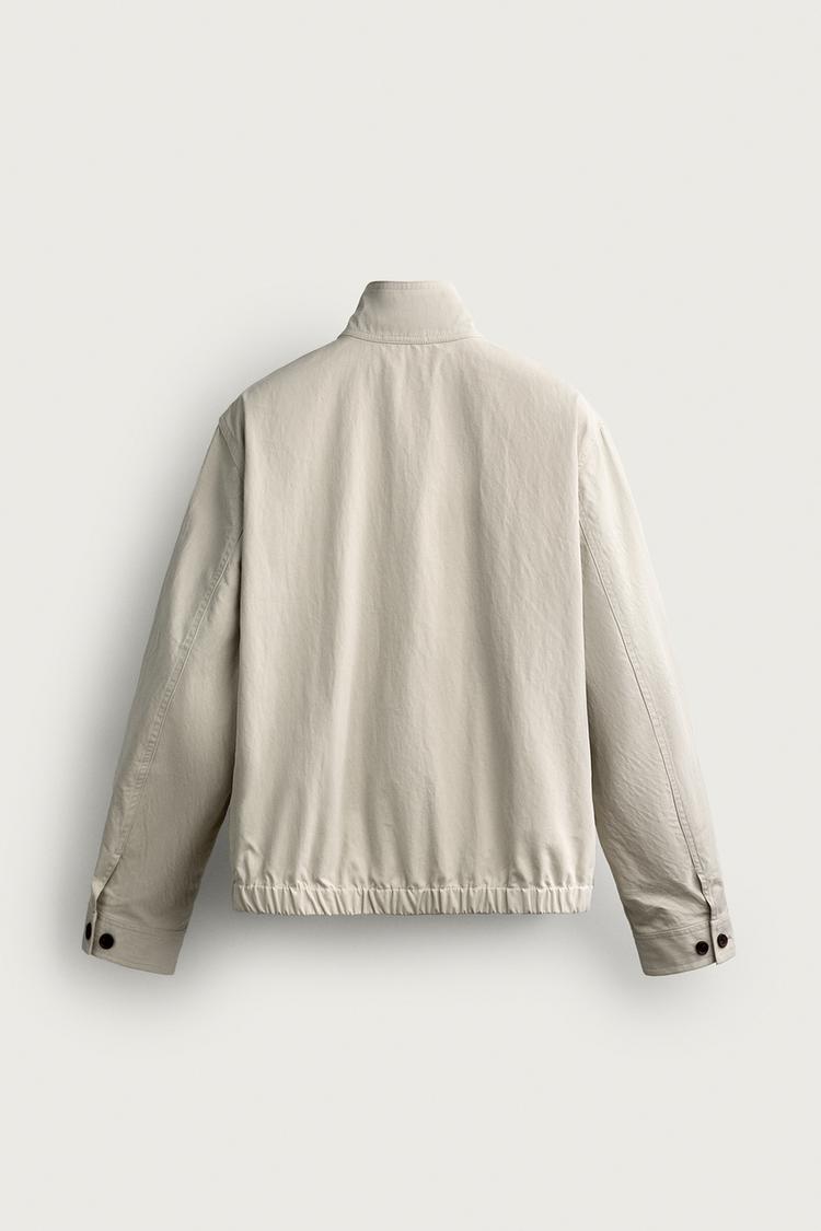 Chaqueta de corte regular con efecto lavado 8