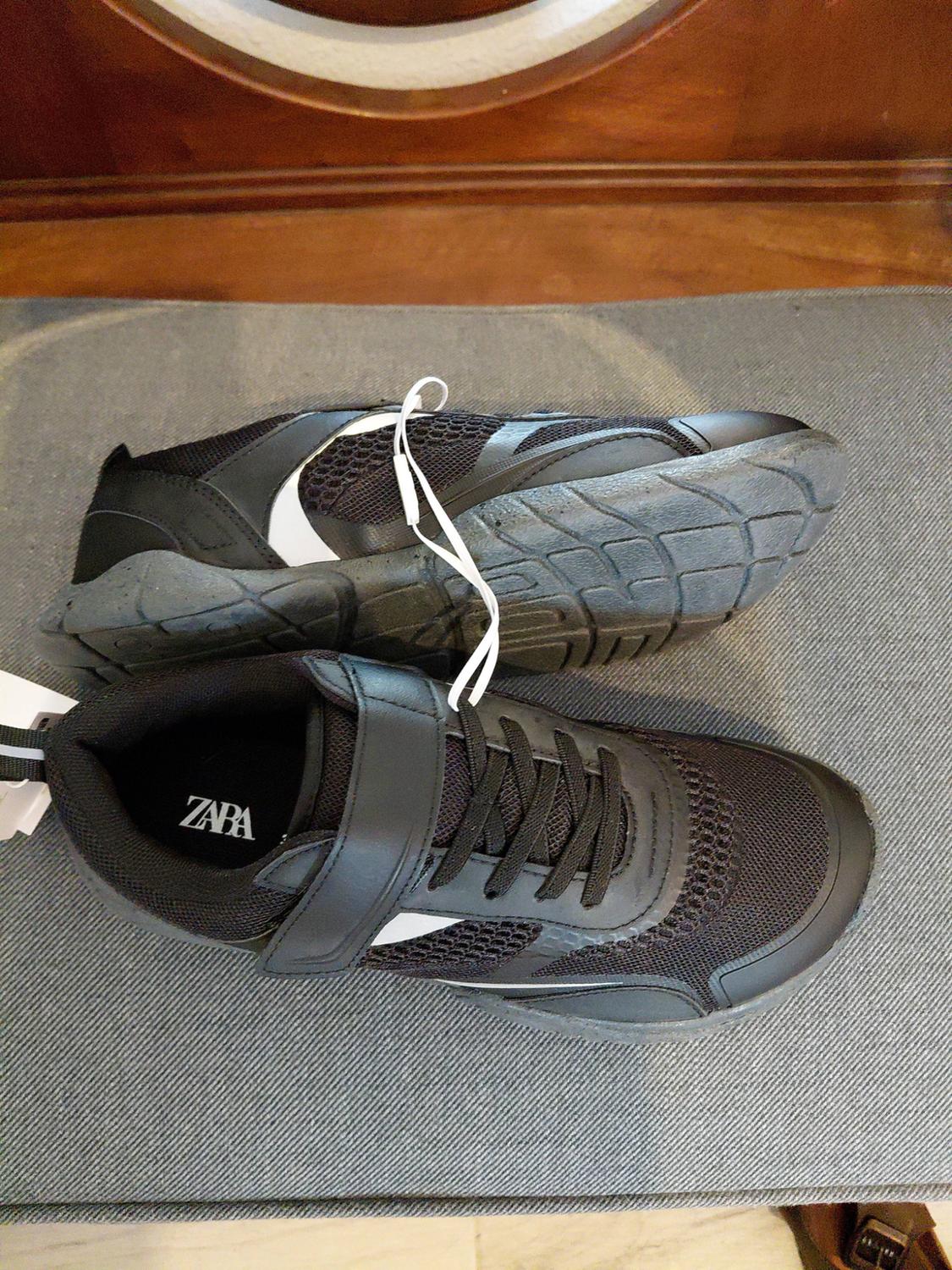 BAREFOOT TRAINERS - Image 3