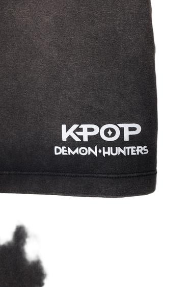 SCHLAGHOSE MIT ROCK KPOP DEMON HUNTERS™ NETFLIX © - Anthrazit von Zara