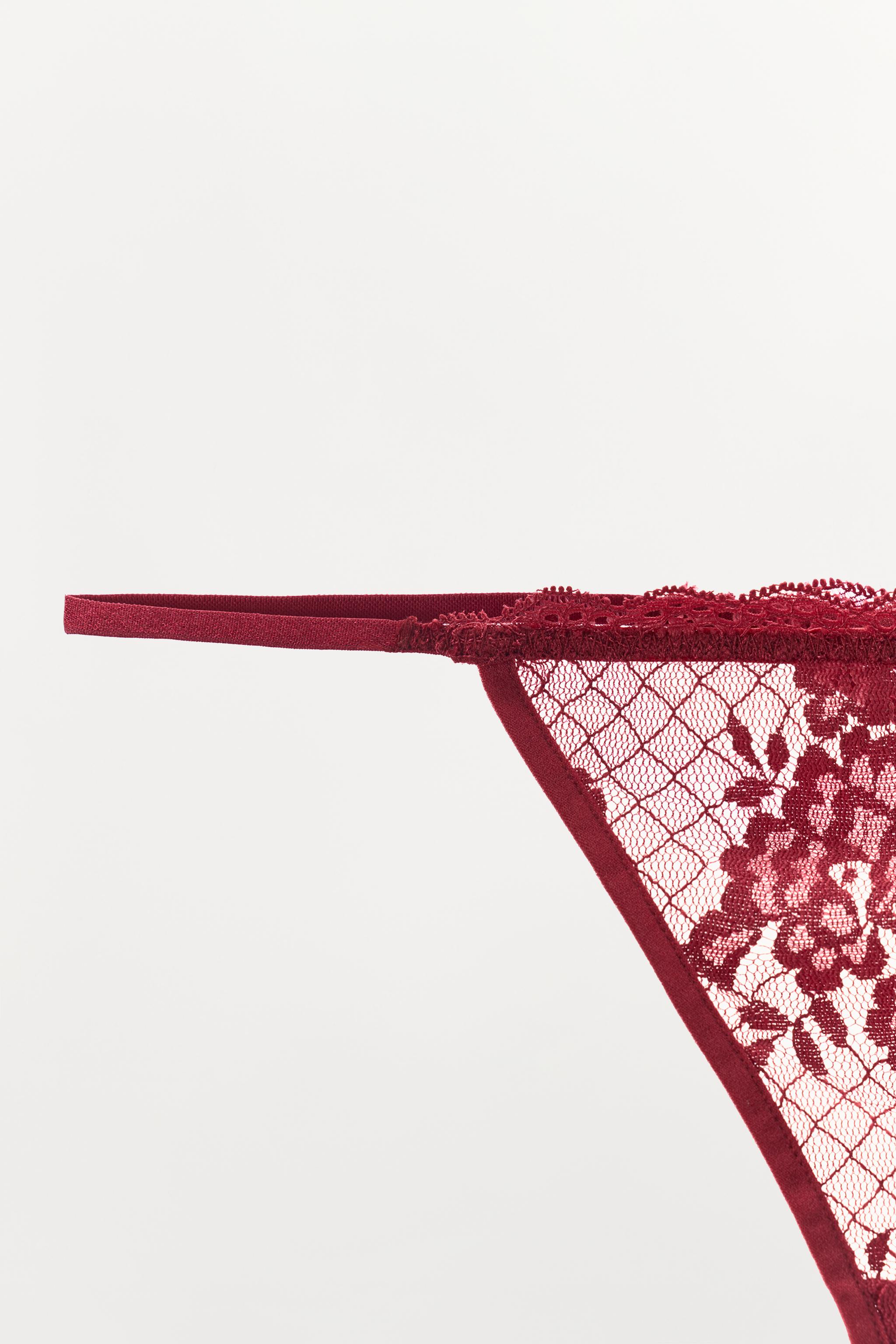 TANGA EN DENTELLE