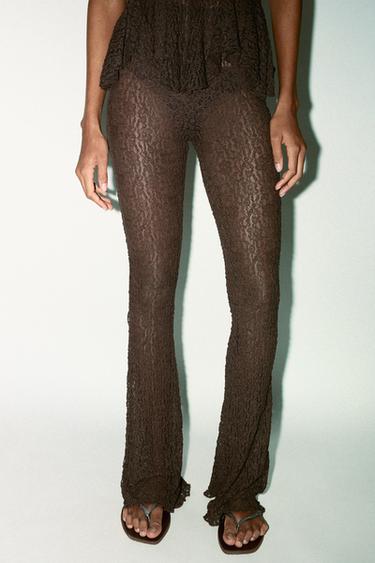 بنطلون فلير بدانتيل - بني الخاص بـ Zara