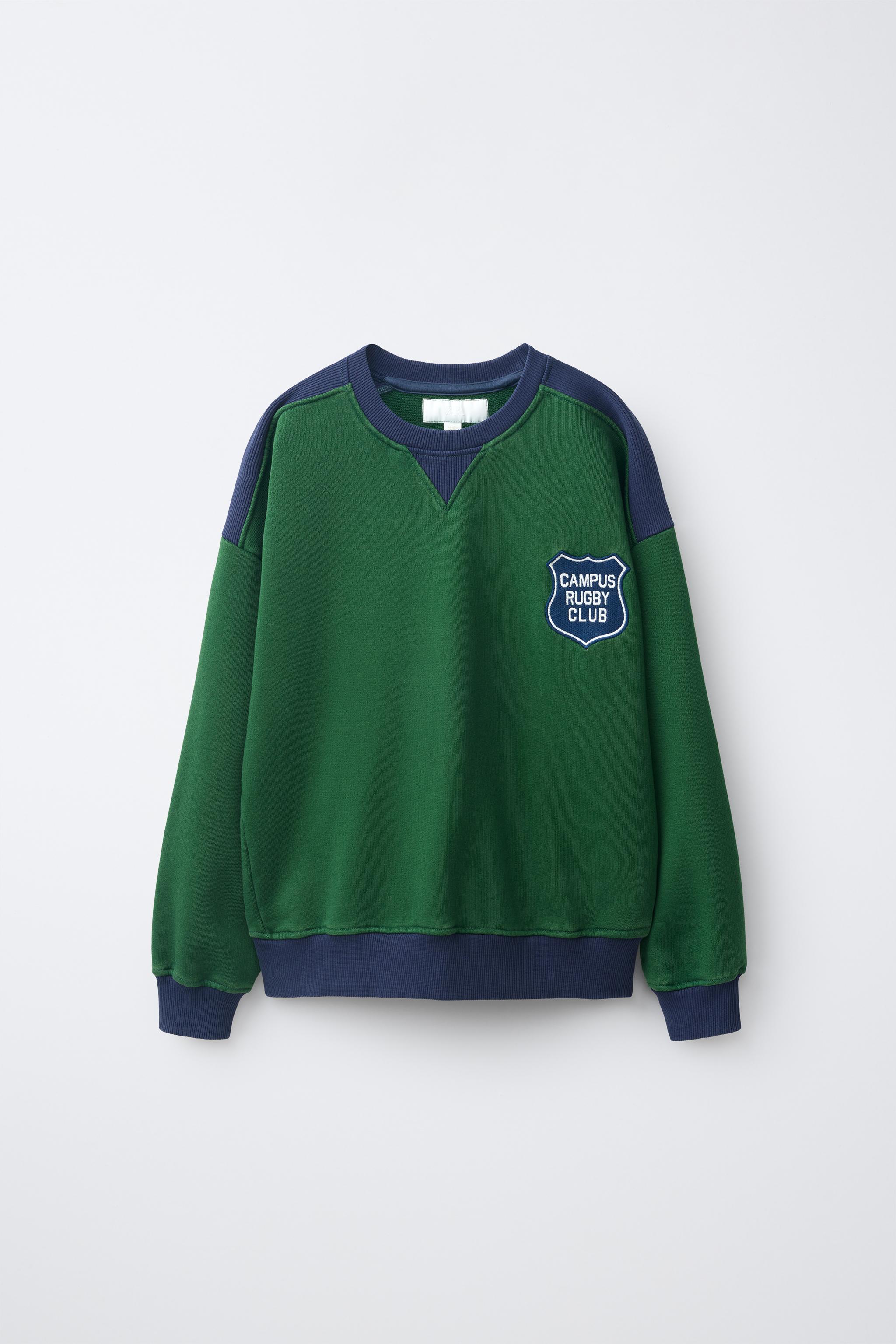 EMBROIDERED PATCH SWEATSHIRT