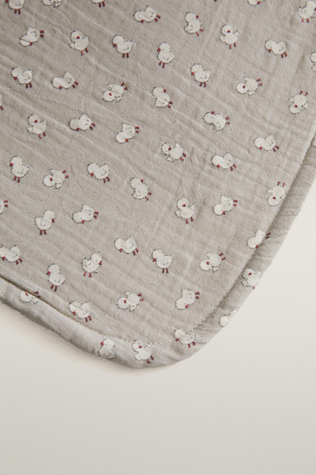 BABY CHICKS COTTON BLANKET — Gray