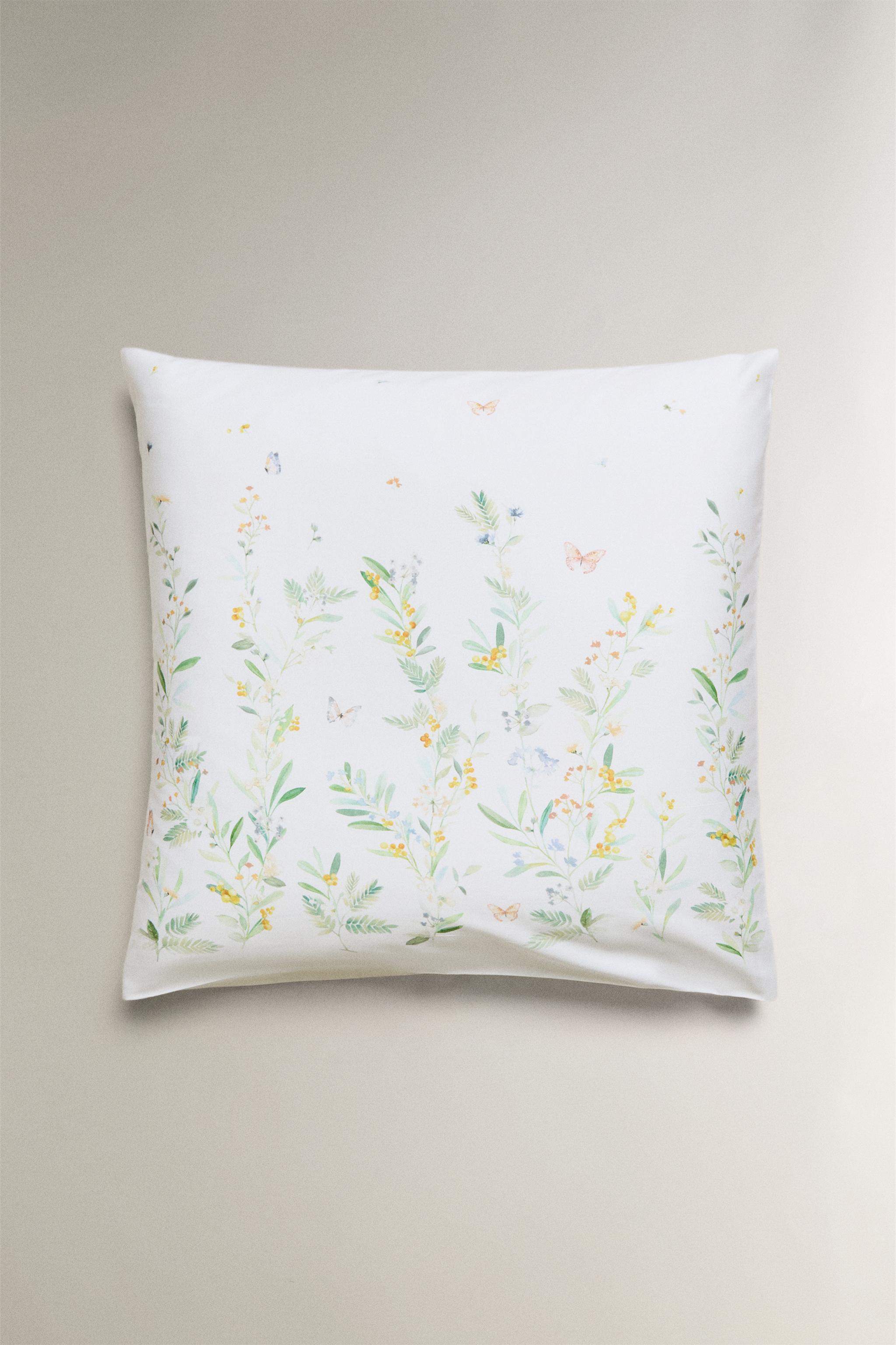 TAIE D’OREILLER SATIN FEUILLES ET FLEURS