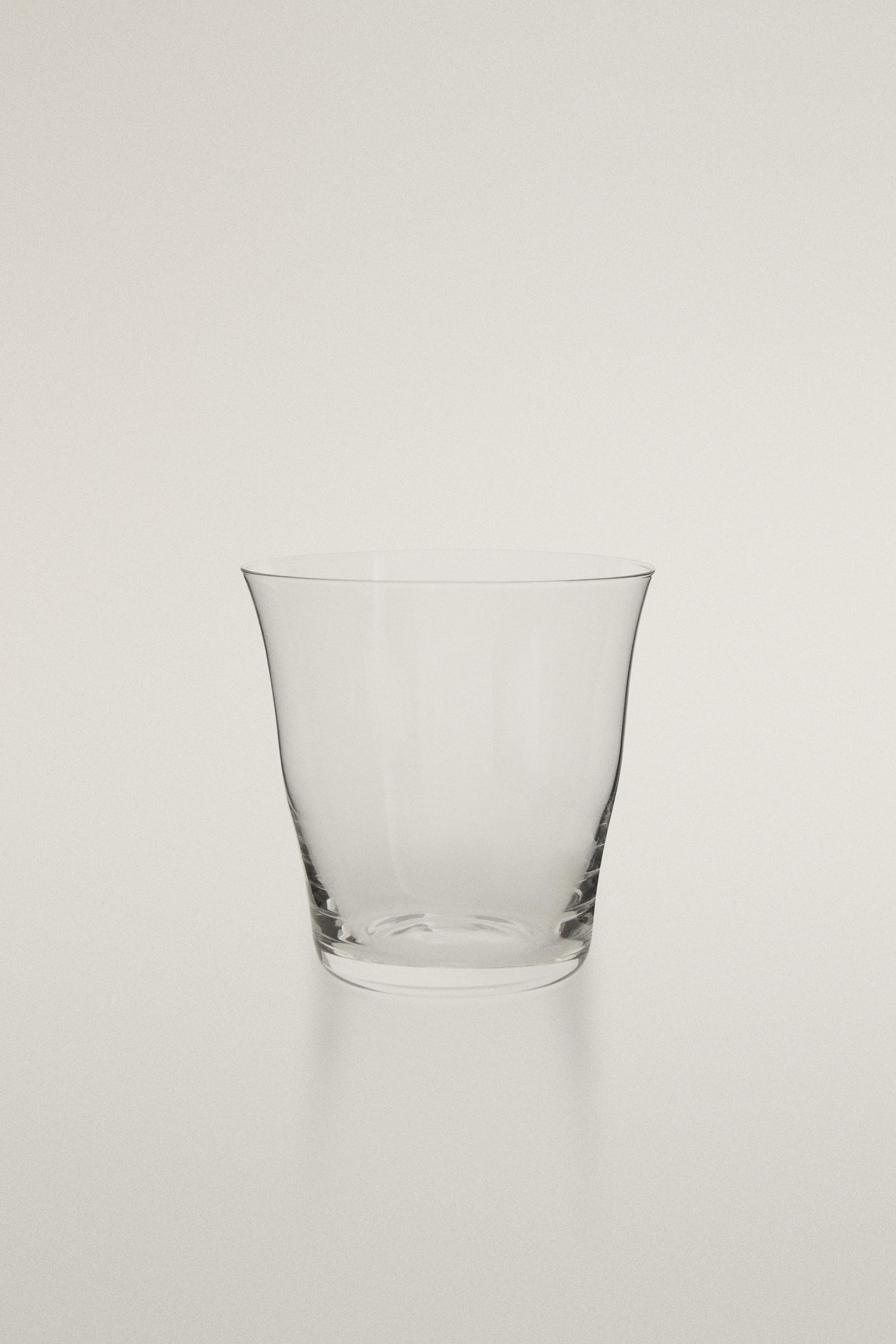 GLASS TUMBLER