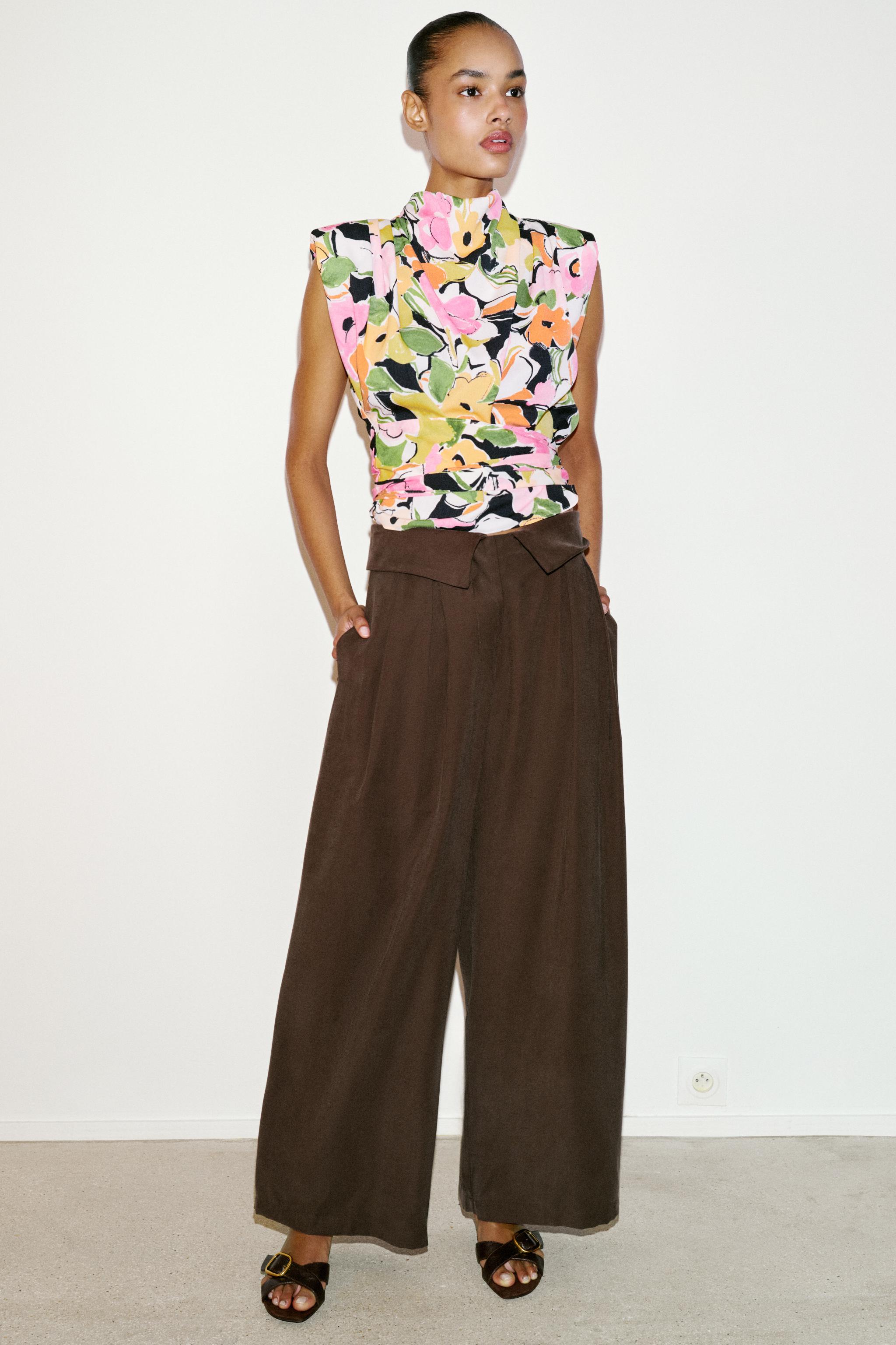 PLEATED PANTS WITH FOLD-OVER WAIST