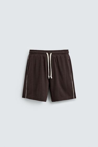 RETRO FOOTBALL BERMUDA SHORTS WITH CONTRASTING TRIM - Brown by Zara