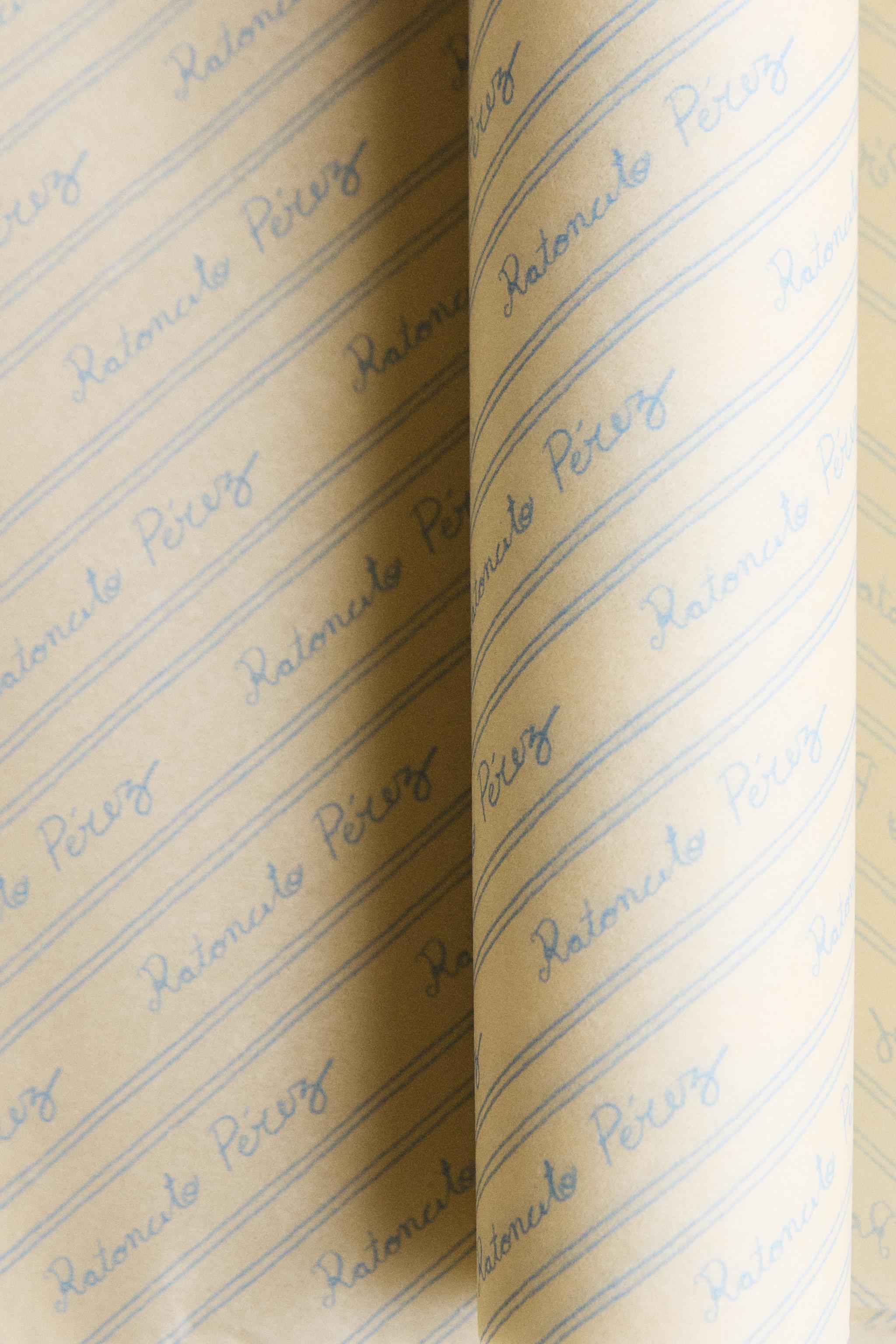 MR. PÉREZ GIFT WRAP
