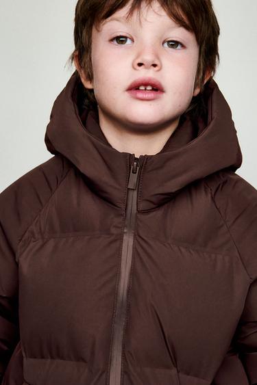 Vatteret frakke med hætte - Water Repellent - mørk tegl fra Zara