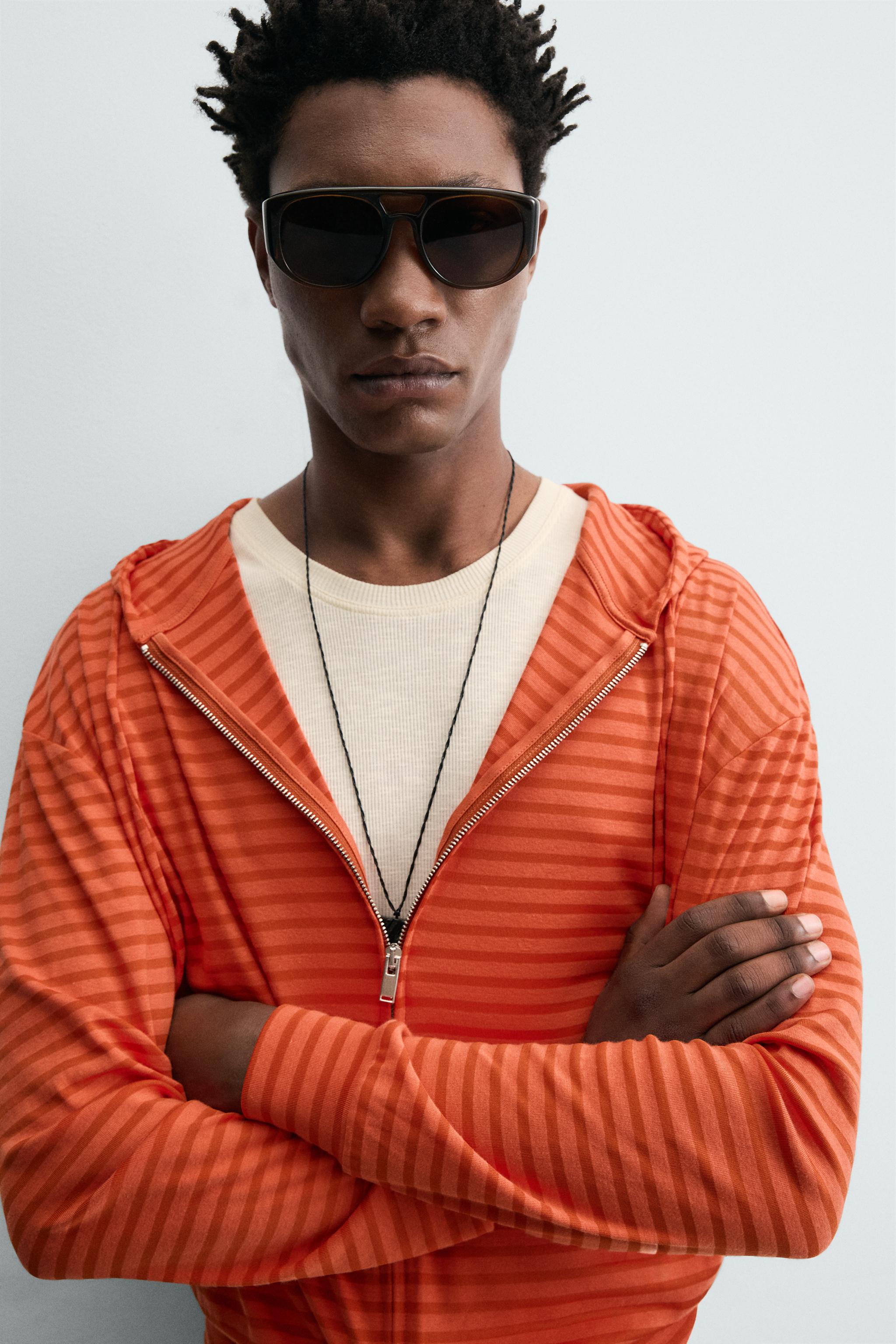 STRIPED HOODED SWEATSHIRT