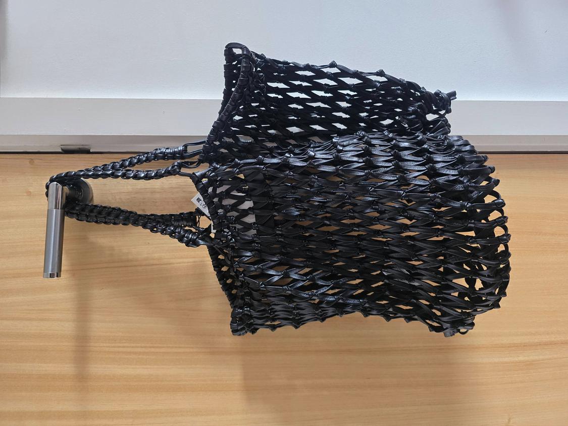 LIMITED EDITION BRAIDED LEATHER MAXI TOTE BAG - Image 2