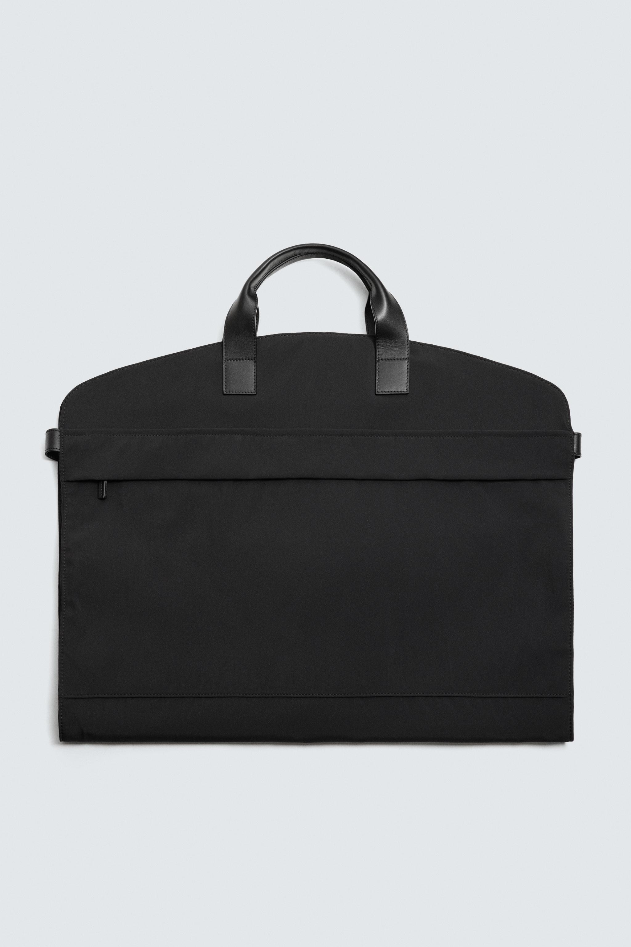 ZARA 無地トラベルバッグ PLAIN TRAVEL BAG - Black | ZARA Canada