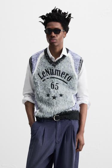 TEXTURED KNIT WAISTCOAT WITH EMBROIDERY - Blue by Zara