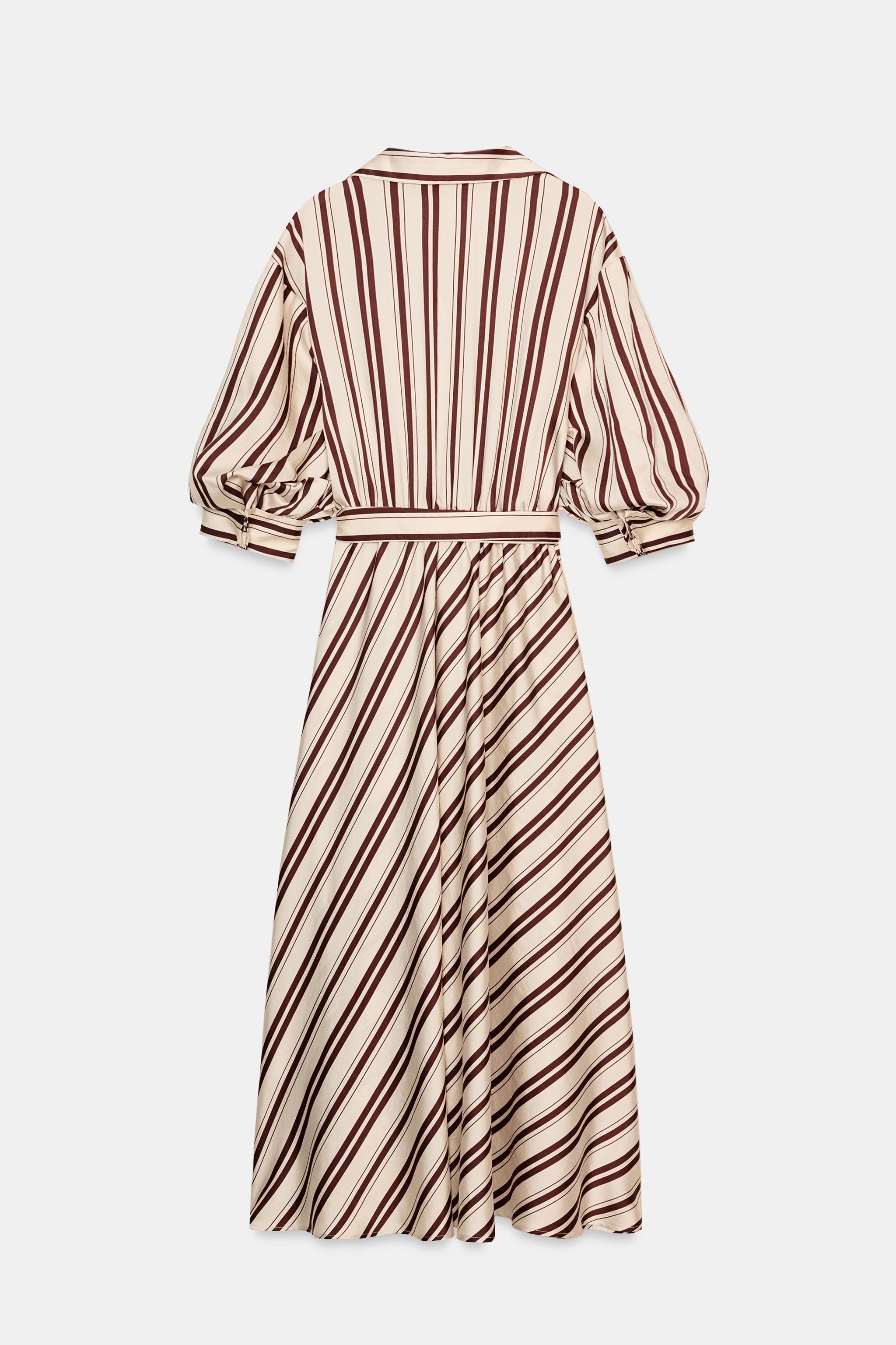 ROBE MI-LONGUE AVEC CEINTURE À RAYURES