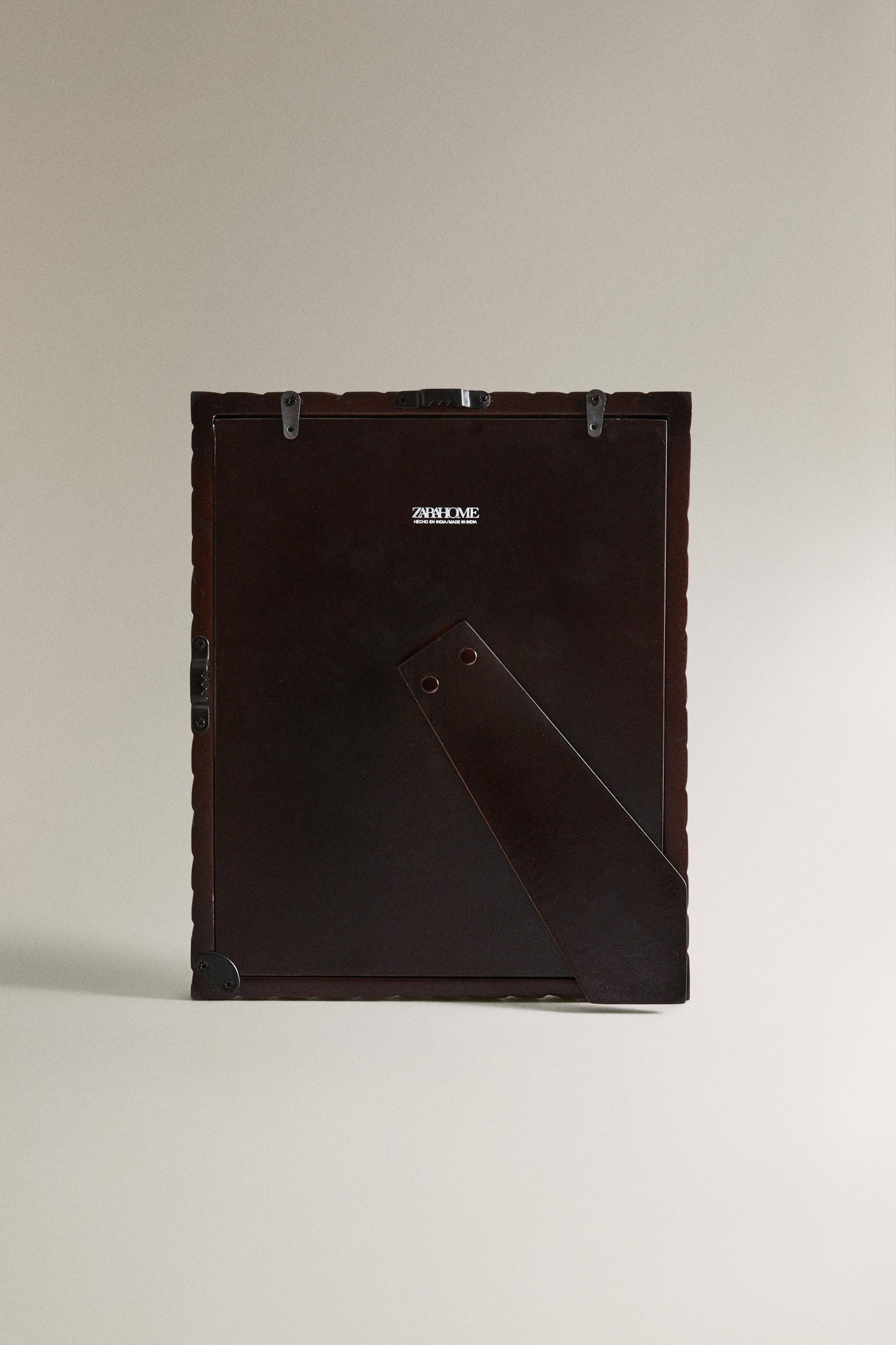 HERRINGBONE WOODEN PICTURE FRAME