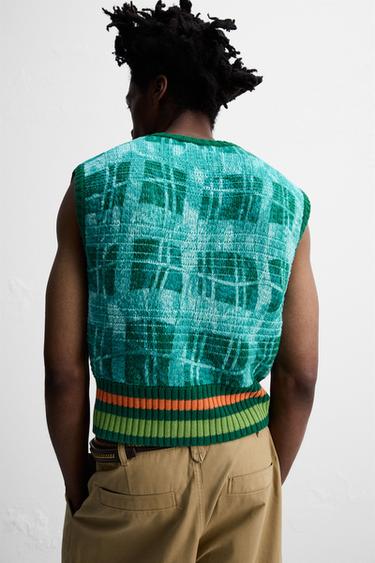 GRAPHIC PRINT KNIT WAISTCOAT © OTIS KWAME KYE QUAICOE - Emerald by Zara - Image 6