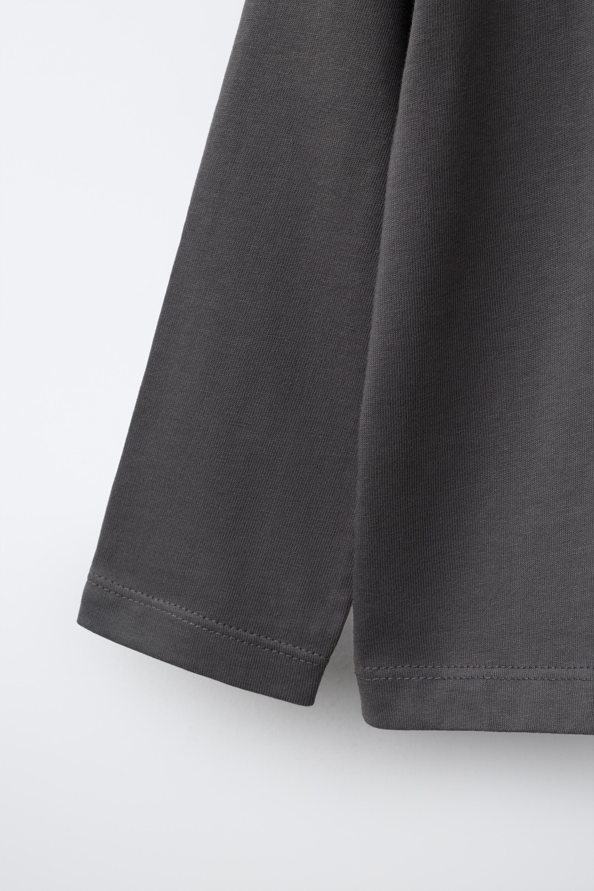 PLAIN T-SHIRT