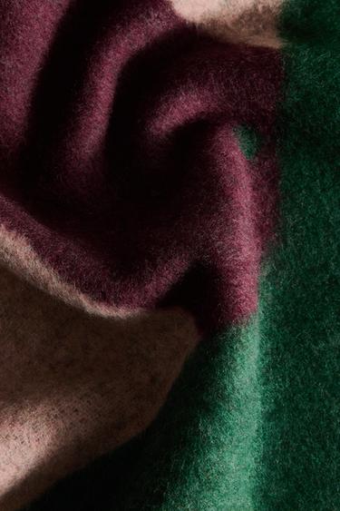 MANTA DE LÃ LISTRADA COM RAMO X COLLAGERIE - Verde da Zara