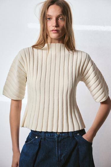 TOP PUNTO RIB MANGA ABULLONADA - Crudo de Zara