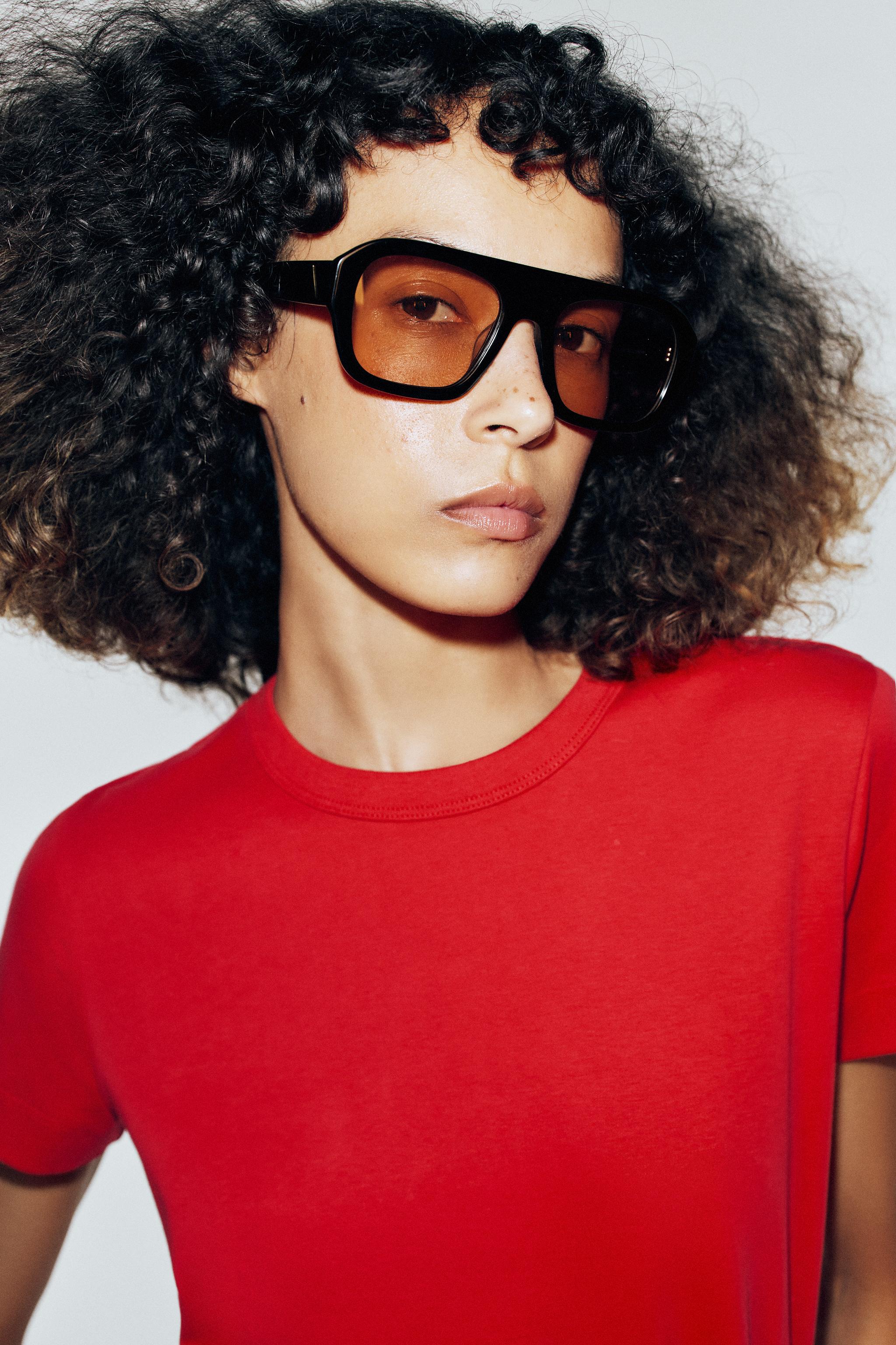 SHORT SLEEVE INTERLOCK T-SHIRT - thumbnail 10
